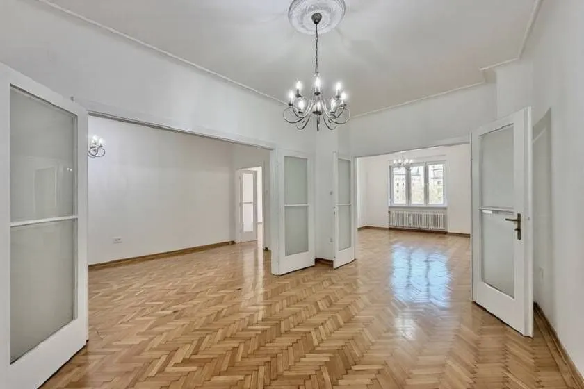 Rent, four bedroom apartment, 136m², Stari Grad, Beograd