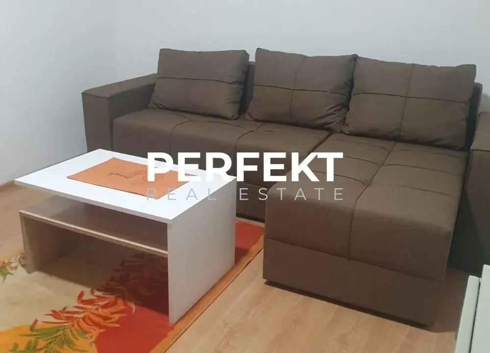 Izdavanje, dvosoban stan, 44m², Centar, Pančevo