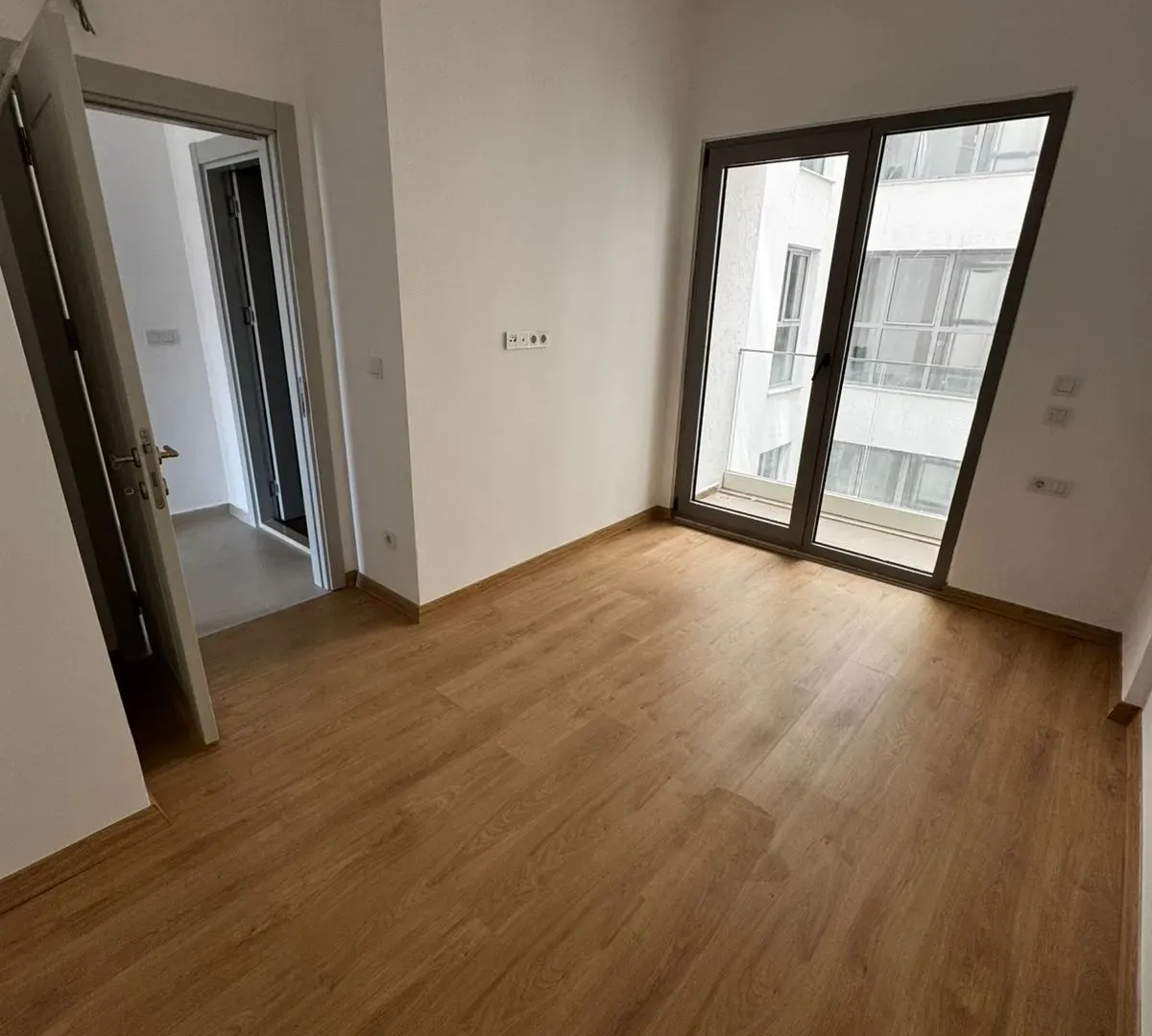 Sale, two bedroom apartment, 74m², Centar, Bar