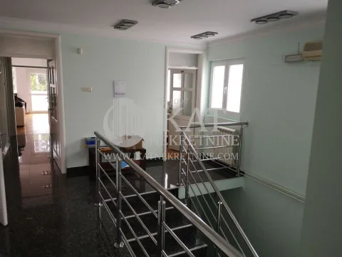 Sale, office space, 370m², Lekino Brdo, Voždovac Sve Podlokacije - image 4