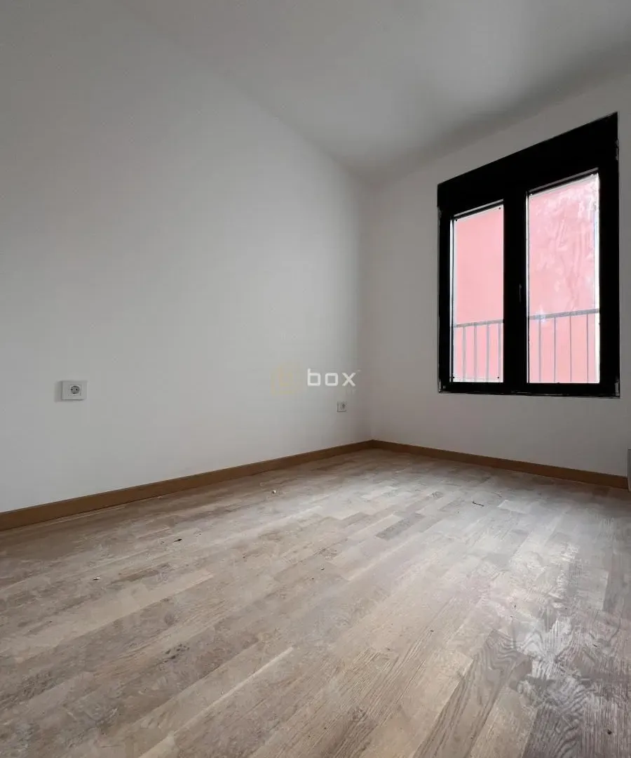 Prodaja, trosoban stan, 79m², Medijana, Niš