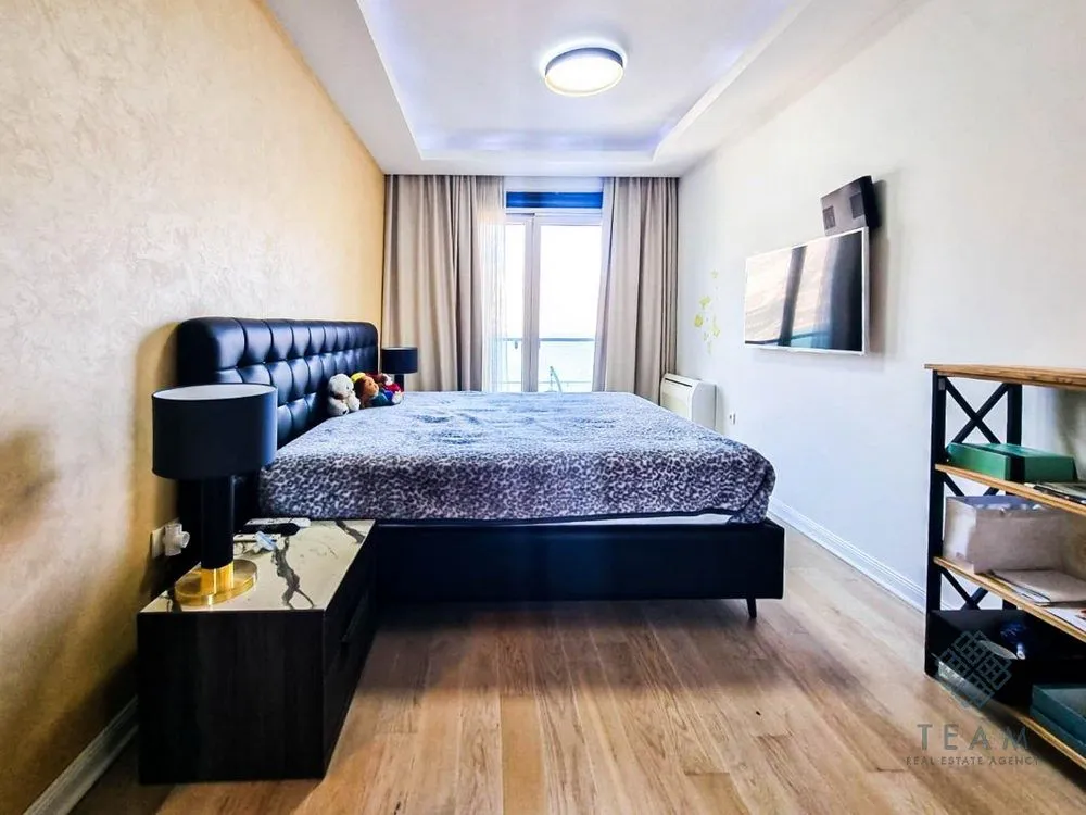 Sale, three bedroom apartment, 156m², Kostanjica, Kotor