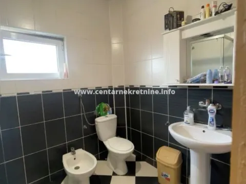 Prodaja, kuća, 280m², Podgorica, Crna Gora - image 14