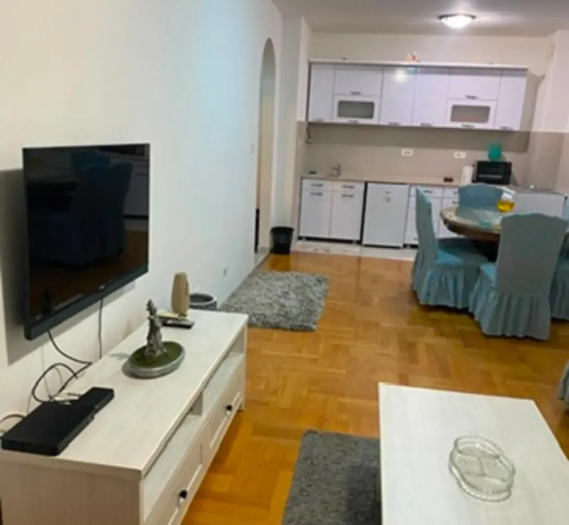 Rent, one bedroom apartment, 52m², Stari Aerodrom, Podgorica
