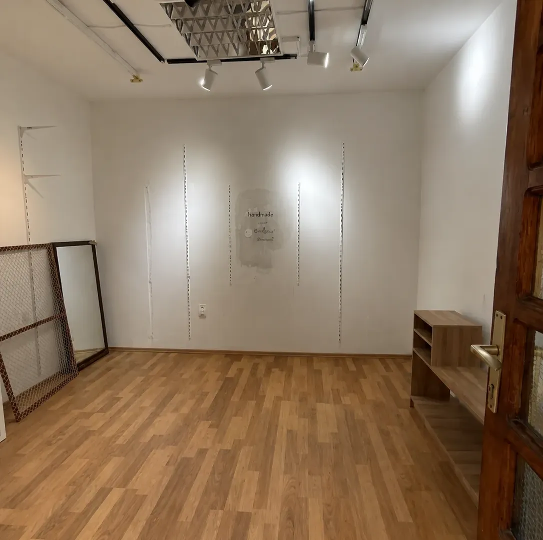 Rent, office space, 10m², Stari Grad, Budva