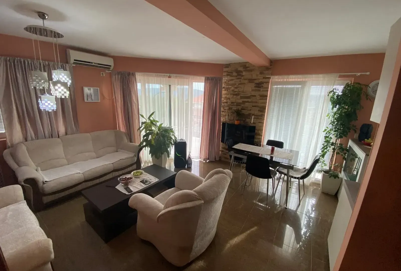 Prodaja, stan, 80m², Kotor, Crna Gora