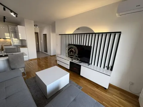 Rent, two bedroom apartment, 52m², Hala Pionir, Palilula Sve Podlokacije - image 4