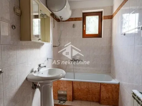 Izdavanje, stan, 210m², Savski Venac, Beograd - image 40
