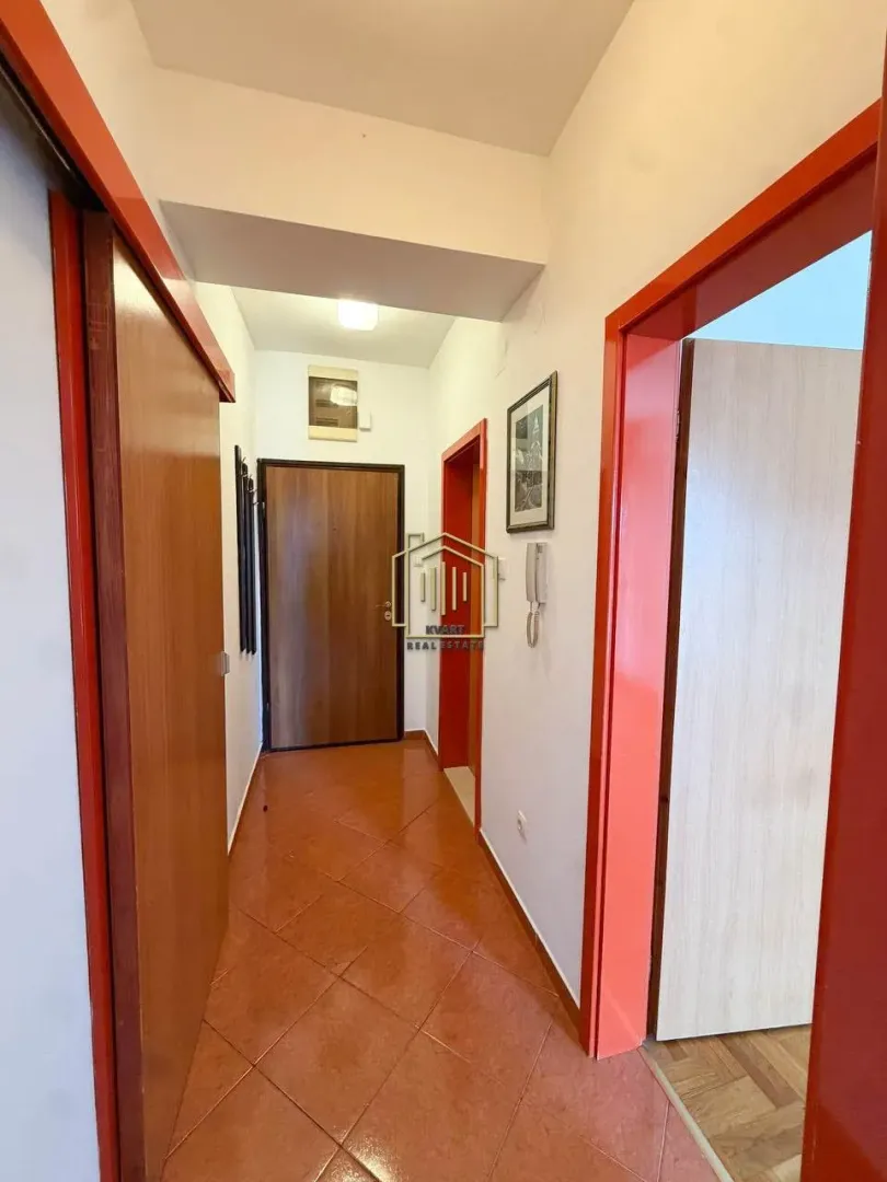 Izdavanje, jednosoban stan, 55m², Podgorica, Crna Gora