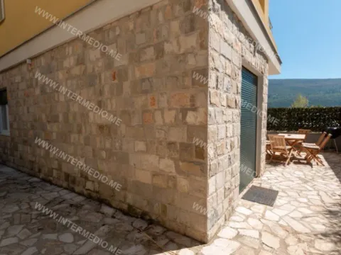 Sale, one bedroom apartment, 50m², Đenovići, Herceg Novi - image 5