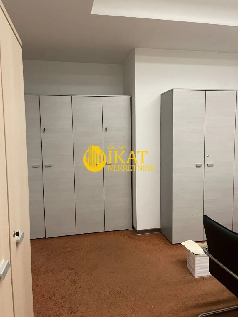 Rent, office space, 526m², Stari Grad, Beograd