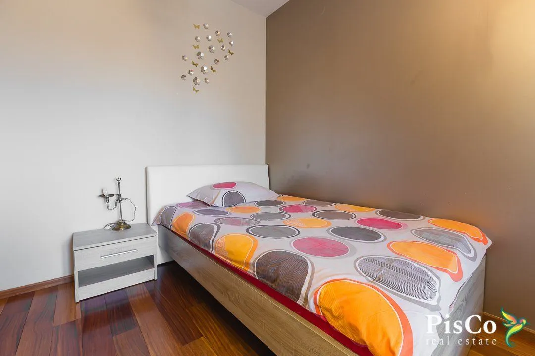 Rent, three bedroom apartment, 140m², Centar, Podgorica