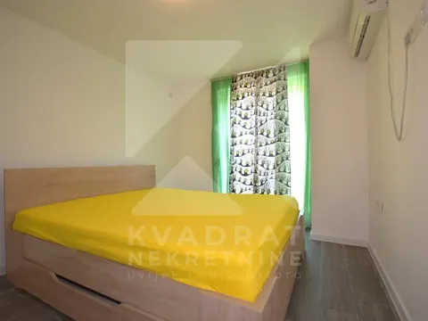Izdavanje, trosoban stan, 70m², Centar, Podgorica - image 7