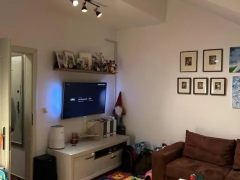 Rent, two bedroom apartment, 52m², Čukarica, Beograd - image 2