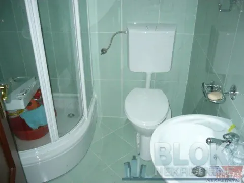 Rent, three bedroom apartment, 85m², Podgorica, Crna Gora - image 6