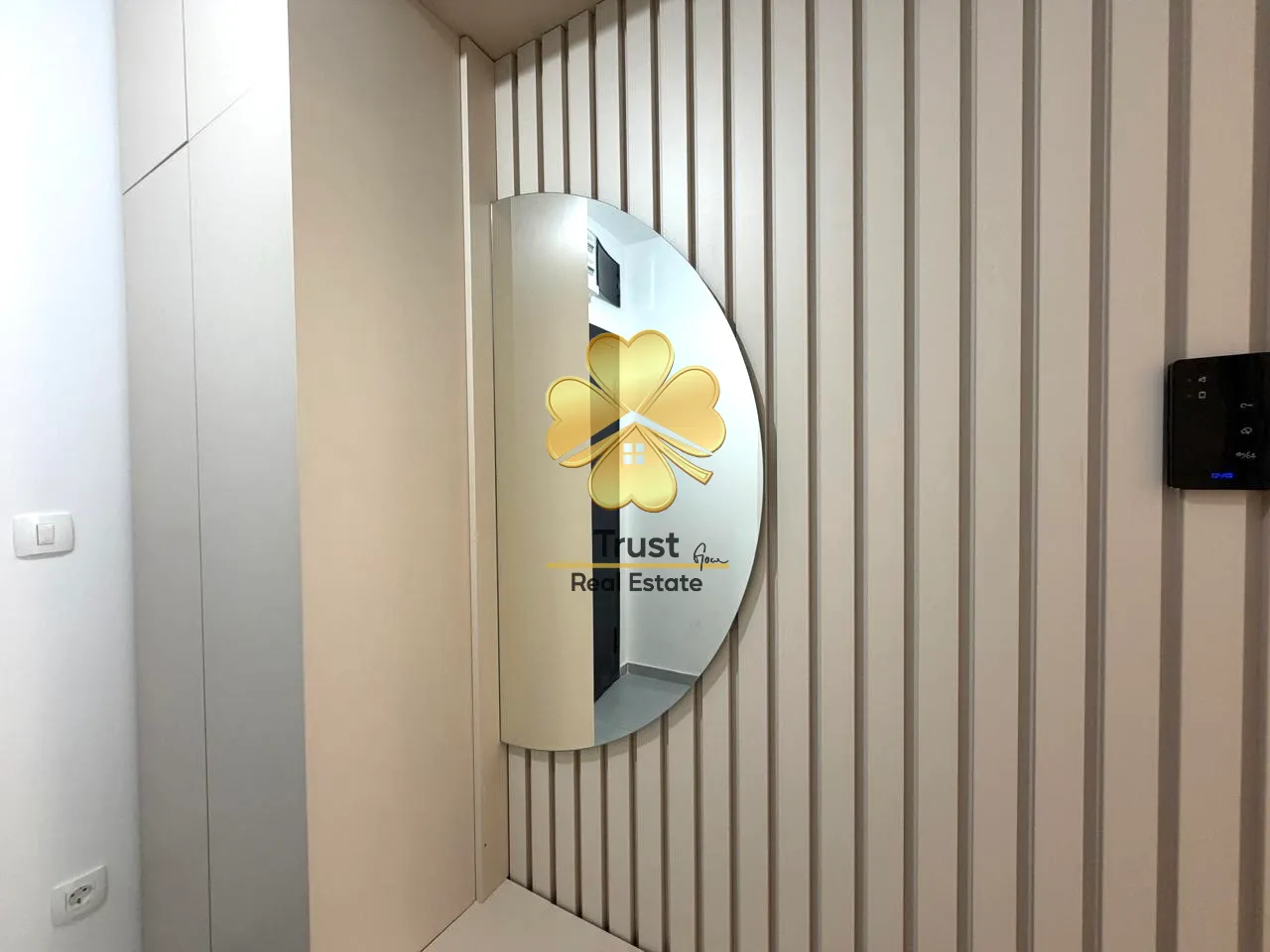 Izdavanje, jednosoban stan, 44m², Stari Aerodrom, Podgorica