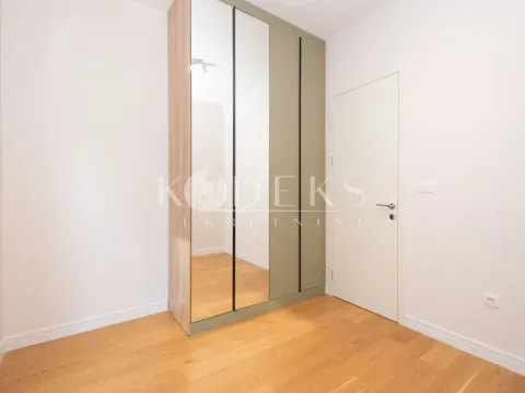 Izdavanje, trosoban stan, 127m², Preko Morače, Podgorica - image 5