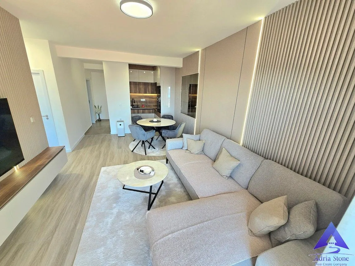 Sale, two bedroom apartment, 63m², Lazi, Budva