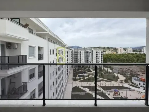 Izdavanje, dvosoban stan, 64m², Tološka šuma, Podgorica - image 12