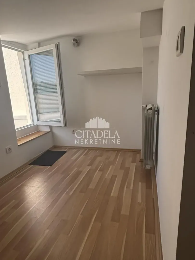 Prodaja, dvosoban stan, 84m², Gradska Bolnica, Zvezdara Sve Podlokacije