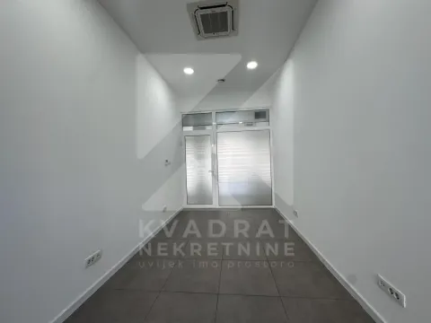 Izdavanje, poslovni prostor, 362m², Ljubović, Podgorica - image 26