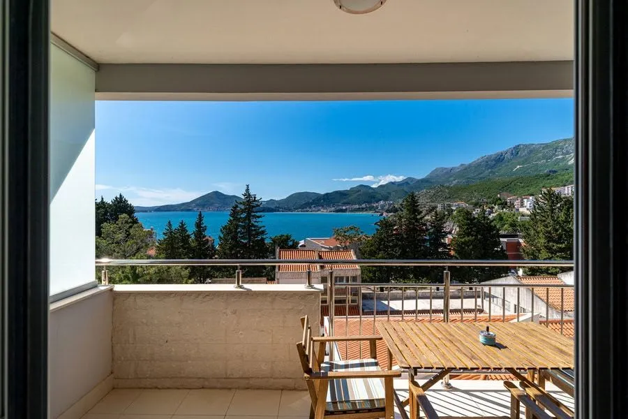 Sale, apartment, 75m², Pržno, Budva