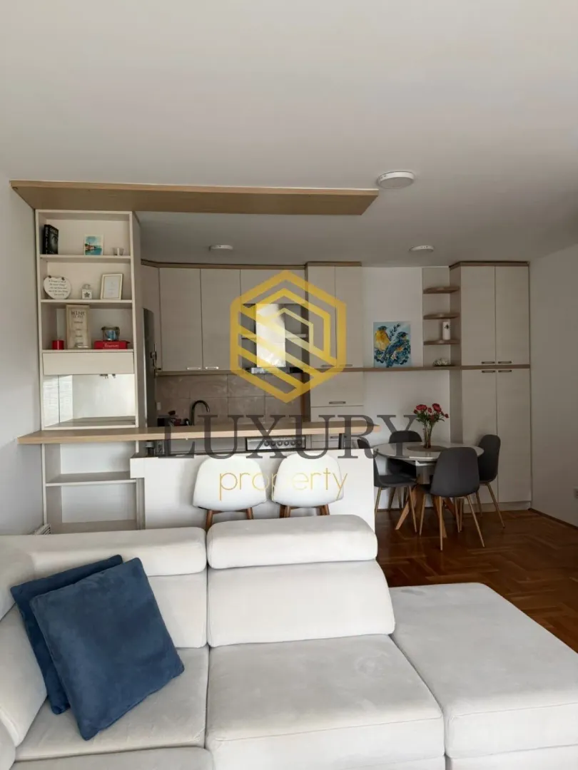 Rent, two bedroom apartment, 56m², City Kvart, Podgorica