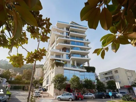 Sale, two bedroom apartment, 100m², Centar, Budva - image 14
