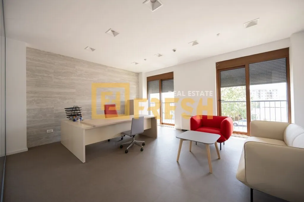 Rent, office space, 178m², Preko Morače, Podgorica