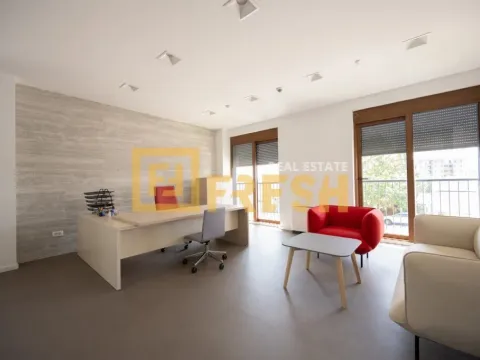 Izdavanje, poslovni prostor, 178m², Preko Morače, Podgorica - image 2