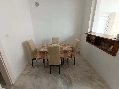Izdavanje, jednosoban stan, 68m², Centar, Podgorica - image 4
