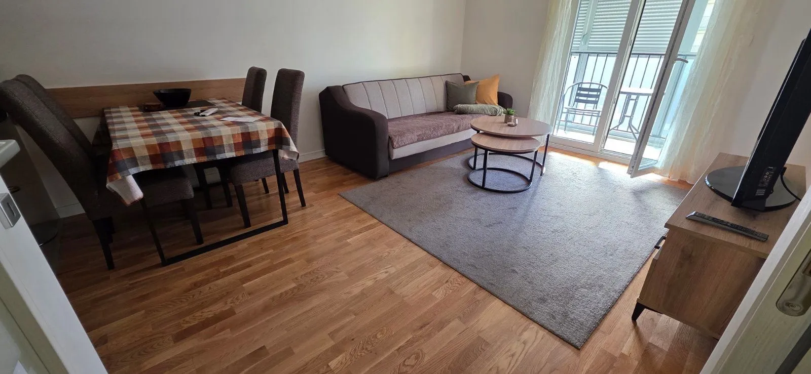 Rent, one bedroom apartment, 42m², Pobrežje, Podgorica