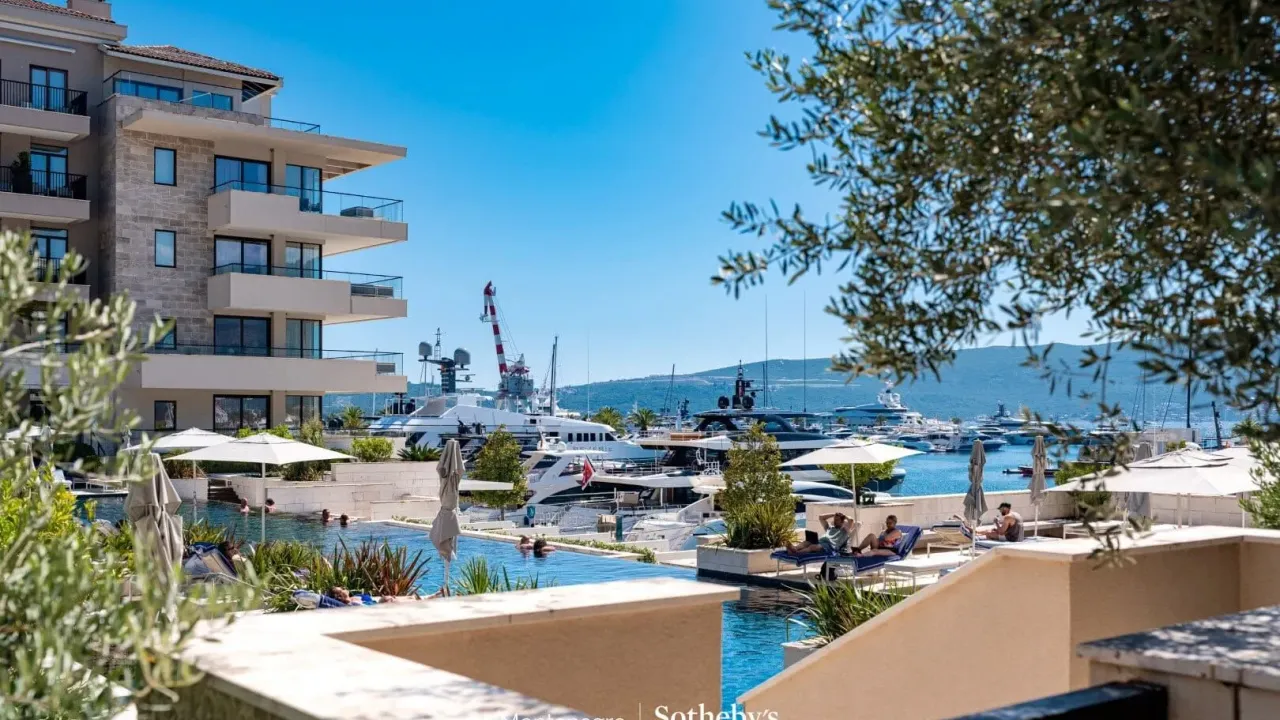 Sale, one bedroom apartment, 98m², Porto Montenegro, Tivat