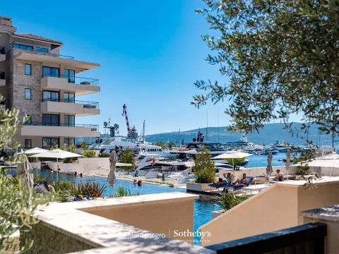 Stan in Porto Montenegro
