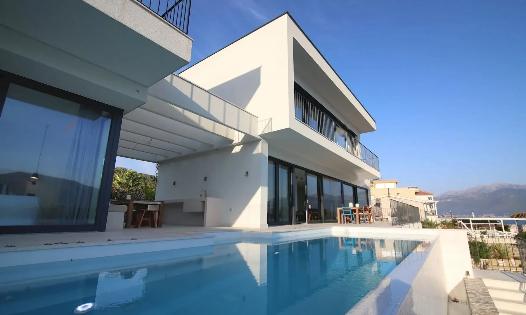 Prodaja, kuća, 676m², Tivat, Crna Gora