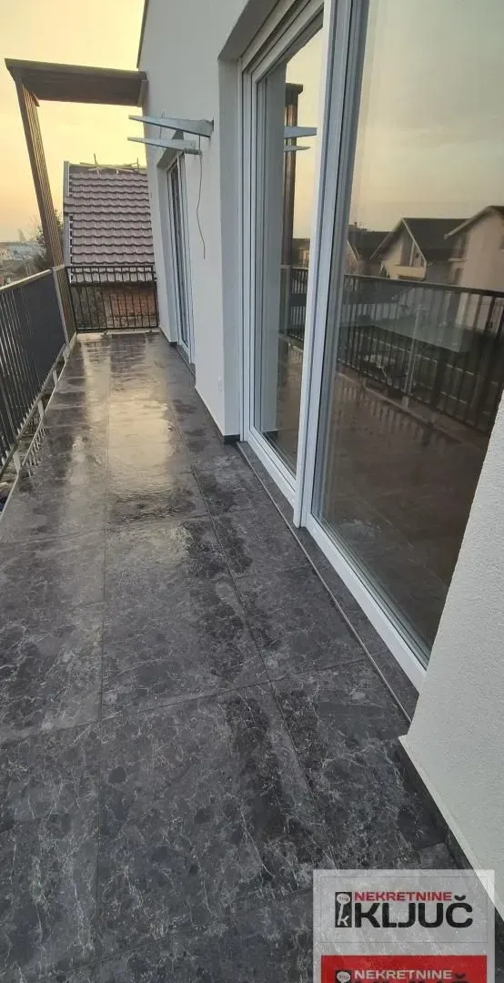 Prodaja, četvorosoban stan, 113m², Veternička rampa, Novi Sad Sve Podlokacije