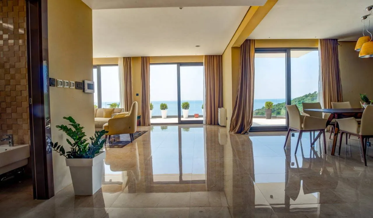 Prodaja, kuća, 438m², Vidikovac, Budva