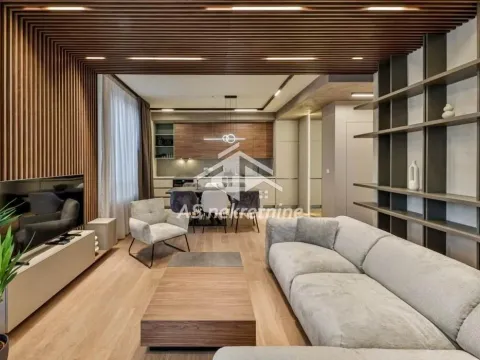 Izdavanje, trosoban stan, 89m², Savski Venac, Beograd - image 7