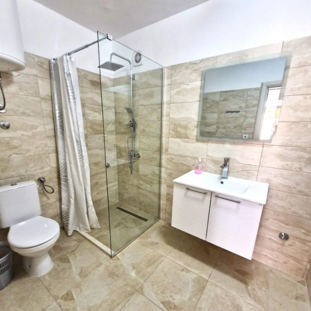 Sale, house, 358m², Dobre Vode, Bar