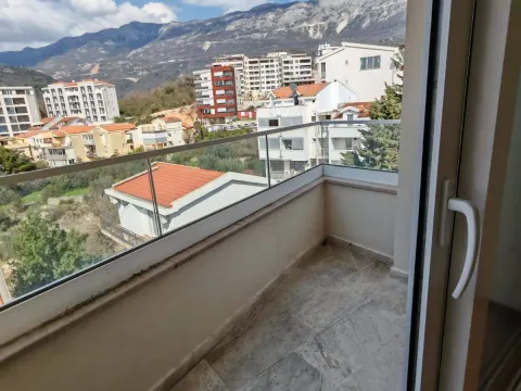 Sale, two bedroom apartment, 56m², Bečići, Budva - image 10