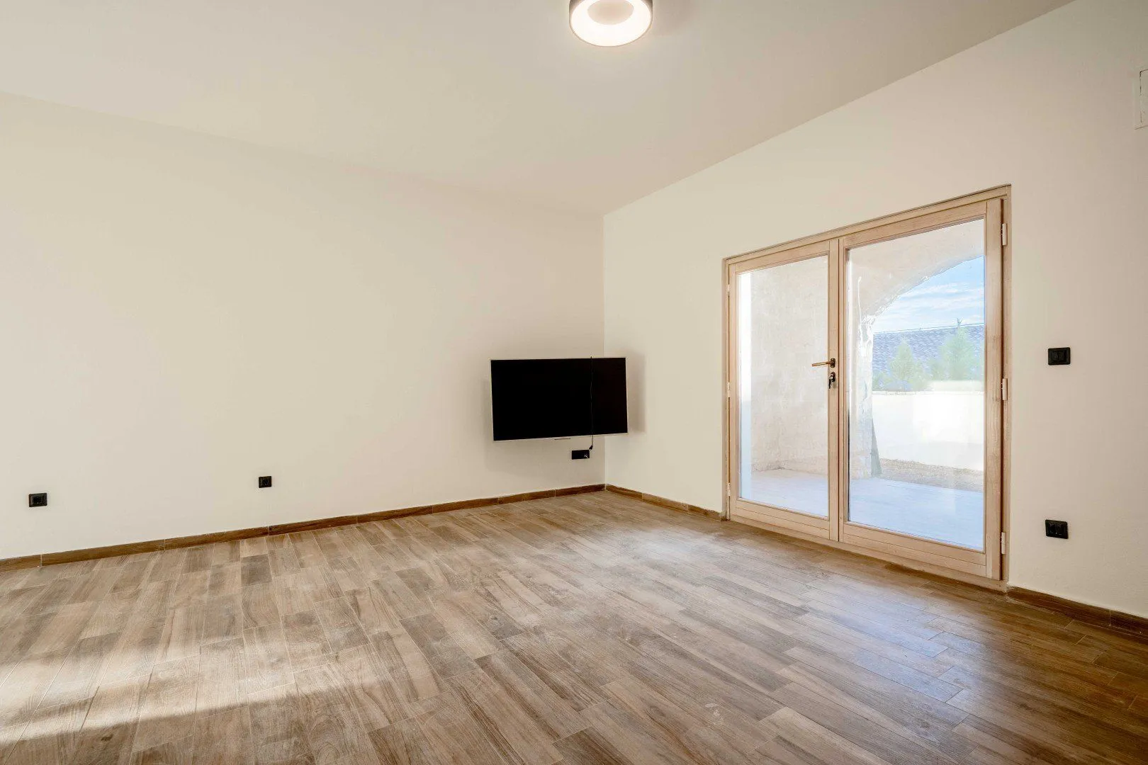 Sale, apartment, 46m², Reževići, Budva