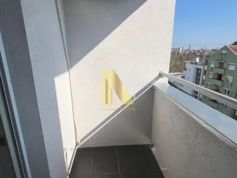 Prodaja, četvorosoban stan, 102m², Cara Dušana, Novi Sad Sve Podlokacije - image 19