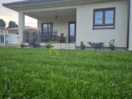 Prodaja, kuća, 212m², Tološi, Podgorica - image 5