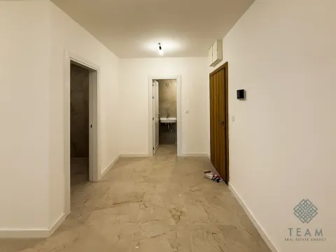 Sale, three bedroom apartment, 127m², Tološka šuma, Podgorica - image 10