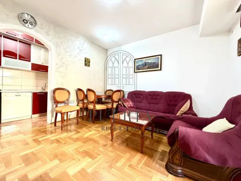 Rent, two bedroom apartment, 60m², Blok 9, Podgorica - image 2