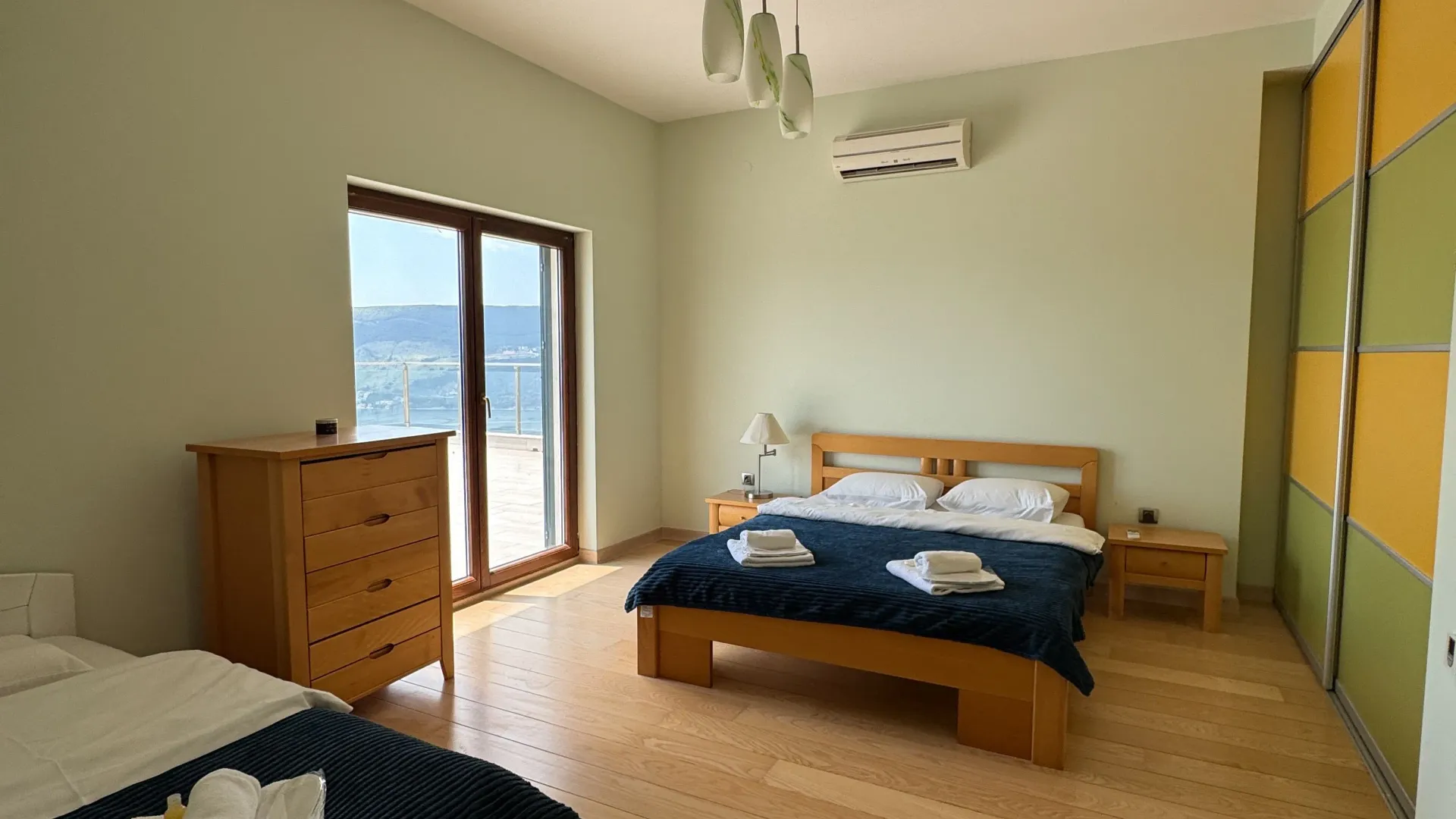 Rent, house, 600m², Topla, Herceg Novi