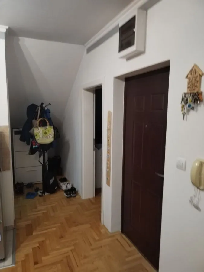 Prodaja, dvosoban stan, 52m², Podbara, Novi Sad Sve Podlokacije