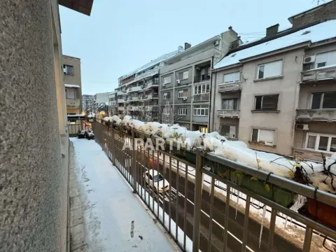 Sale, three bedroom apartment, 90m², Čubura, Beograd - image 9