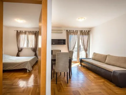 Sale, one bedroom apartment, 35m², Bečići, Budva - image 7