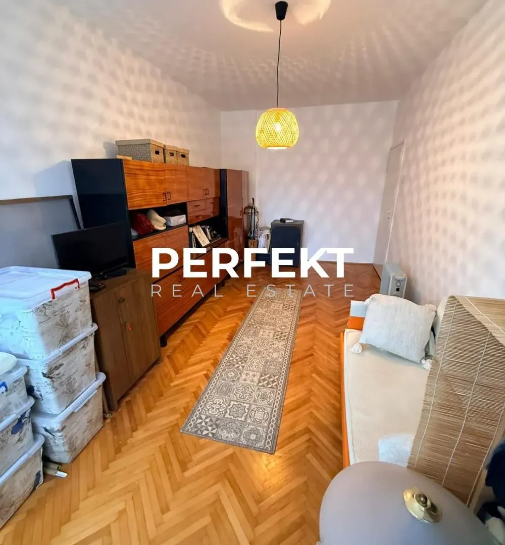 Prodaja, dvosoban stan, 42m², Bele Vode, Beograd